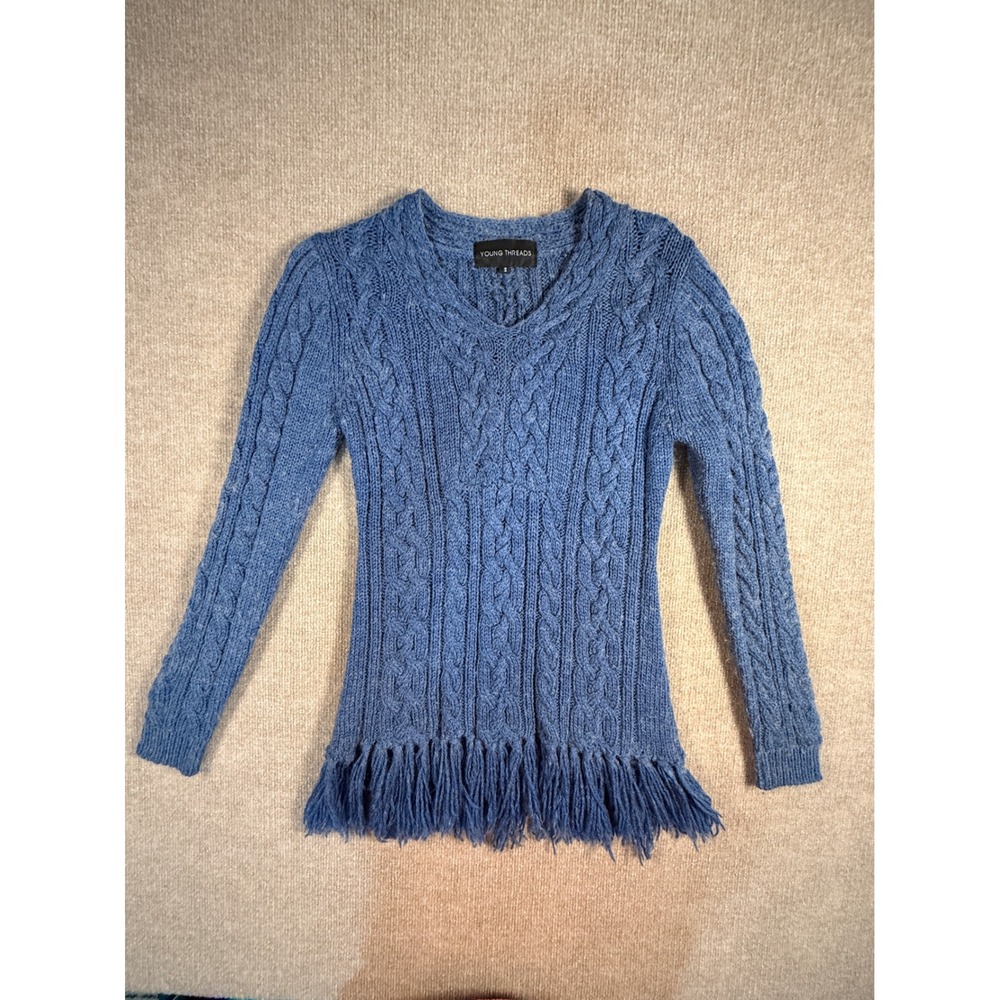 Young Threads NYC Blue Angora Blend‎ Cable Knit Fringe Hem V-Neck Sweater Small